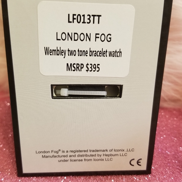 London Fog Wembley Two Tone Bracelet Watch New in Original Box with Tags - Picture 8 of 16